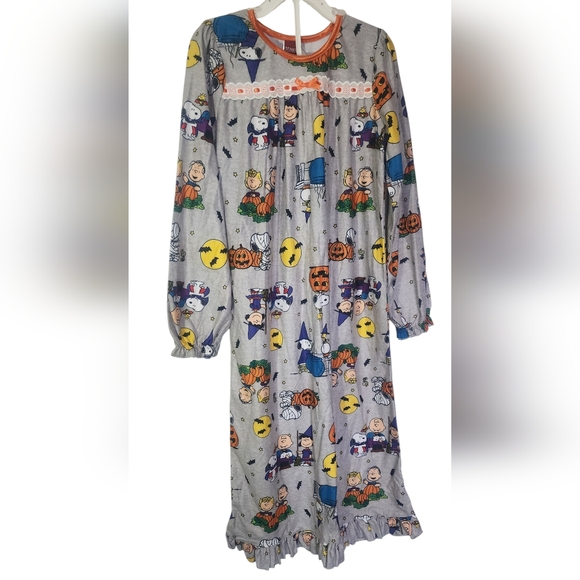 Peanuts Kids Pajamas - Picture 1 of 3
